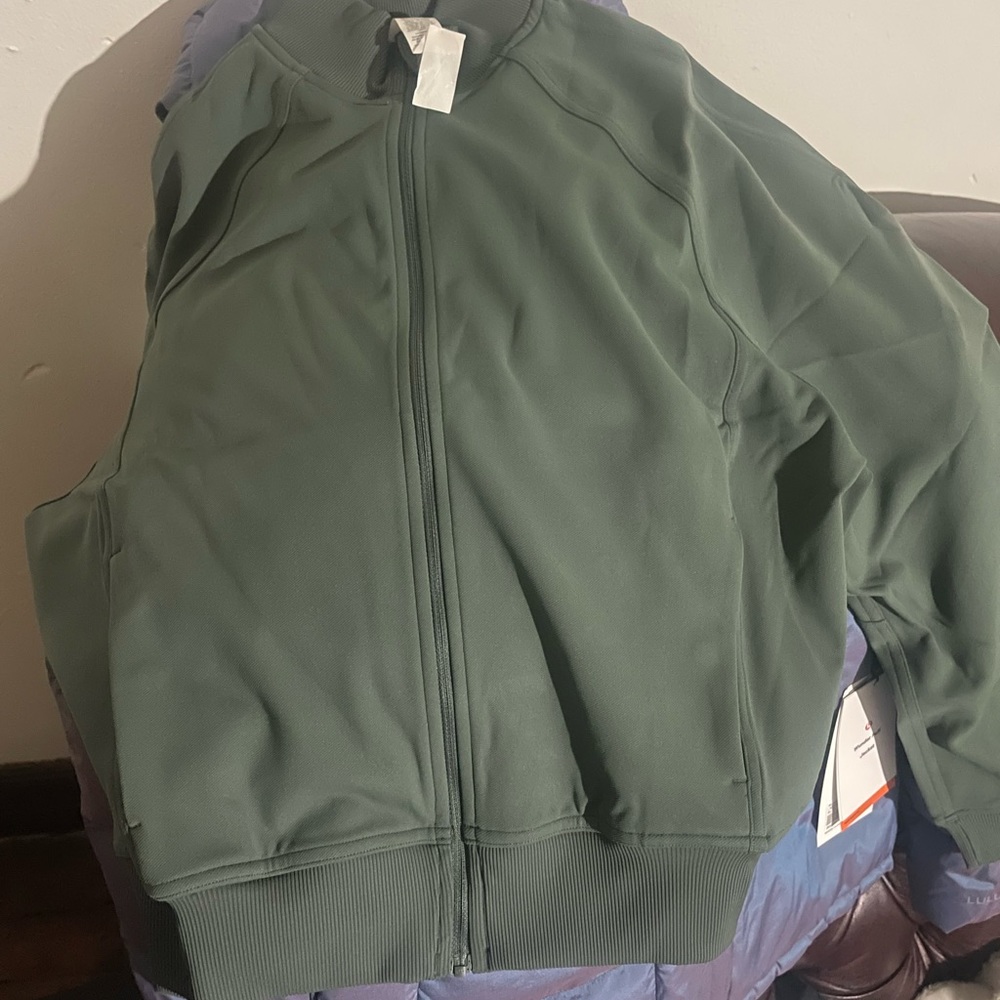 Lululemon brand new with tags